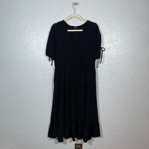 Torrid Women Plus Size 2 Black A-line Midi Wrap Dress Stretch Short Sleeve